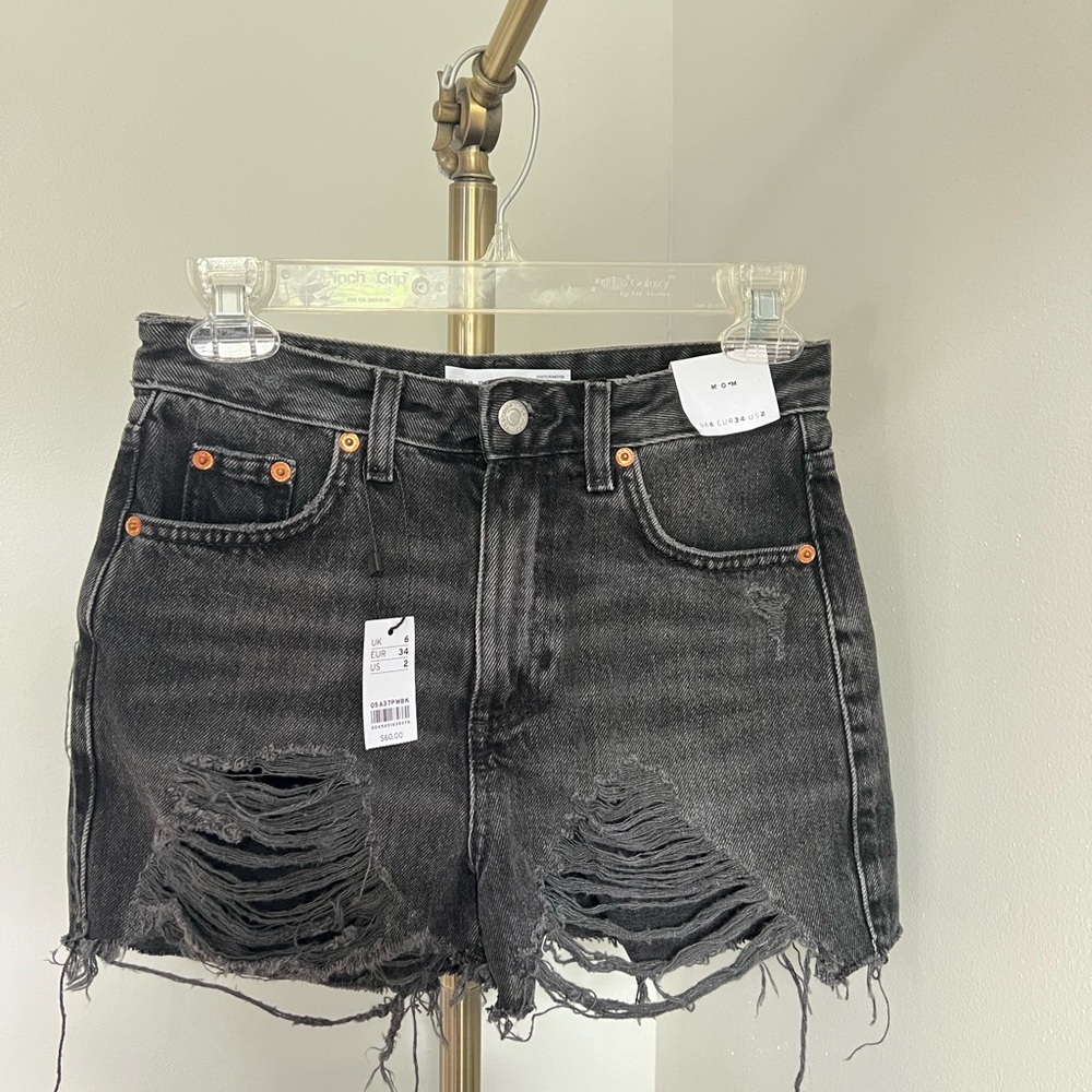 Topshop Shorts Distressed Mom Jean Washed Black Womens Sz US 2 NEW NWOT